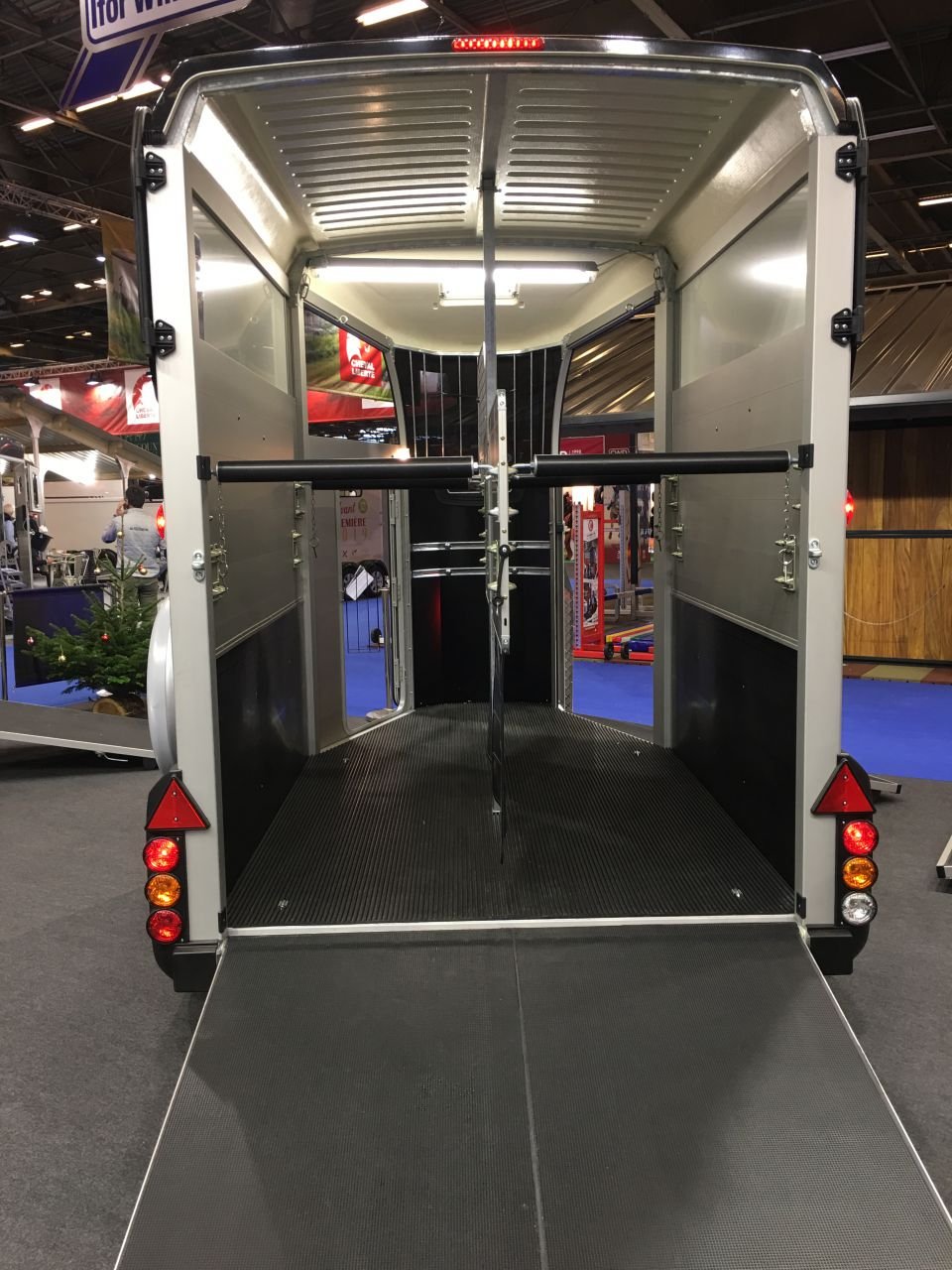 IFOR WILLIAMS - HBX 511 - 2 PLACES - NEUF