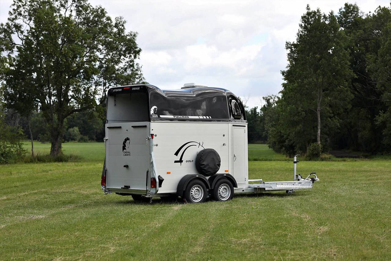 CHEVAL LIBERTE – HIPPOMOBILE