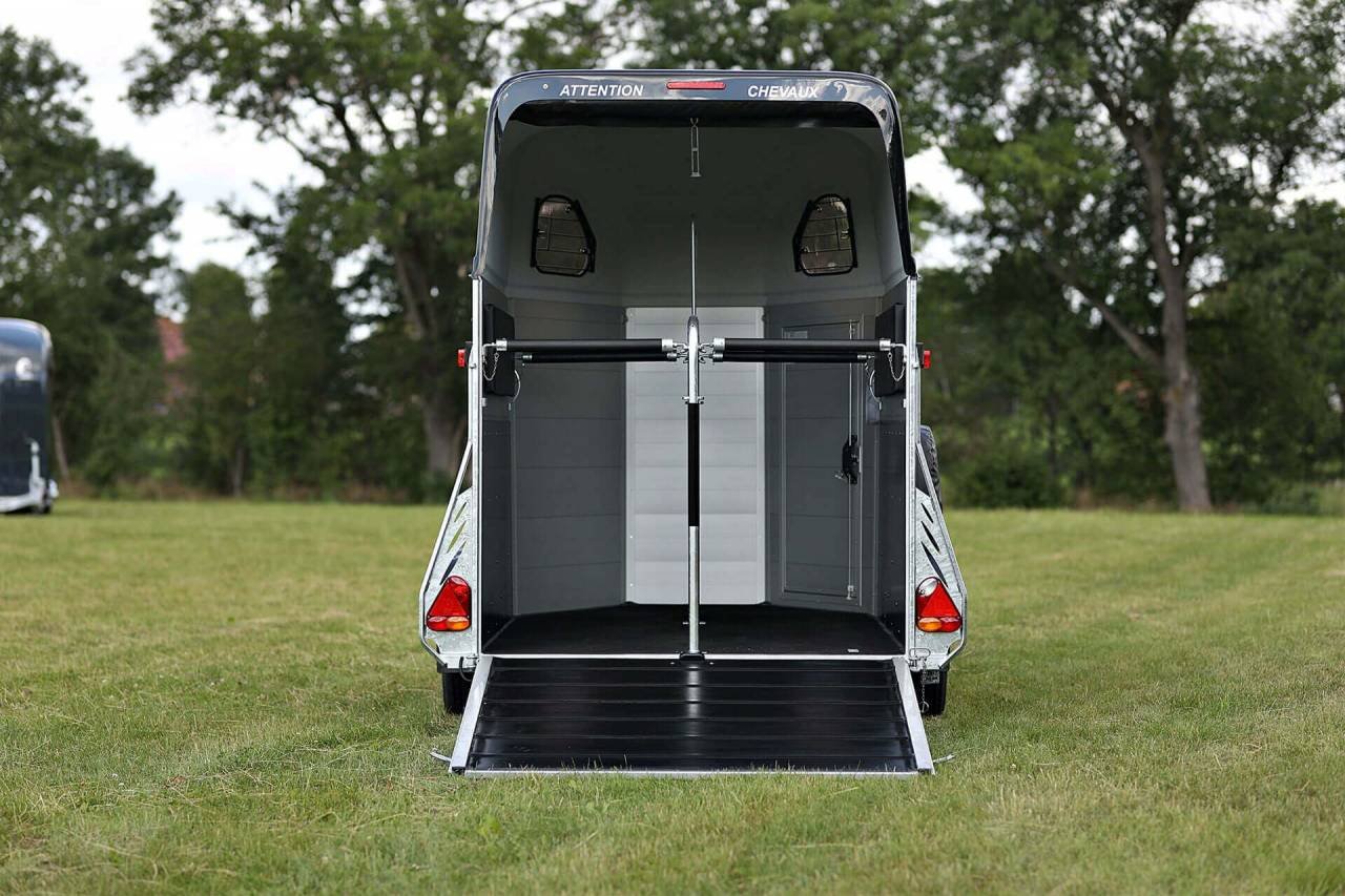 CHEVAL LIBERTE – HIPPOMOBILE