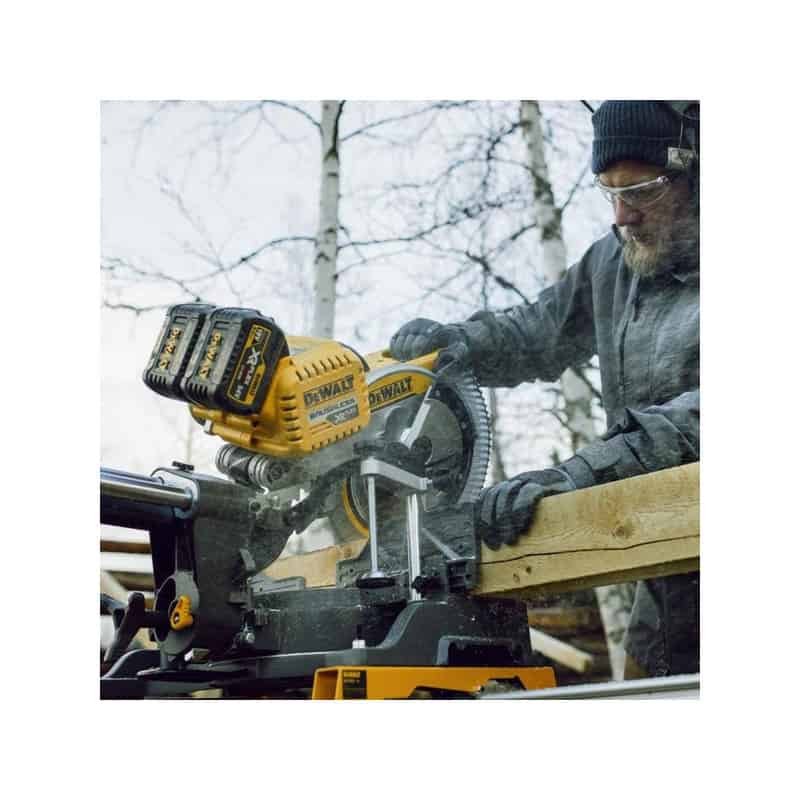 Scie à onglets radiale DEWALT 305mm 18/54V FLEXVOLT 6Ah – DHS780T2